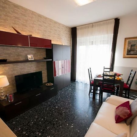A Casa Di Simone A Viareggio Διαμέρισμα Εξωτερικό φωτογραφία