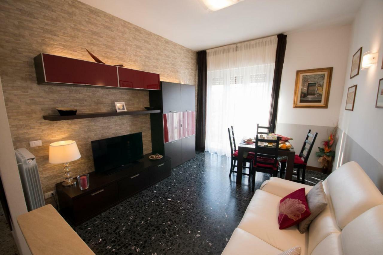 A Casa Di Simone A Viareggio Διαμέρισμα Εξωτερικό φωτογραφία